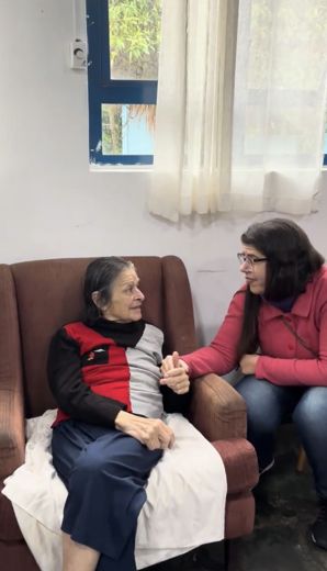 Visitas aos idosos · Casa 01 · Foto 2 de 19
